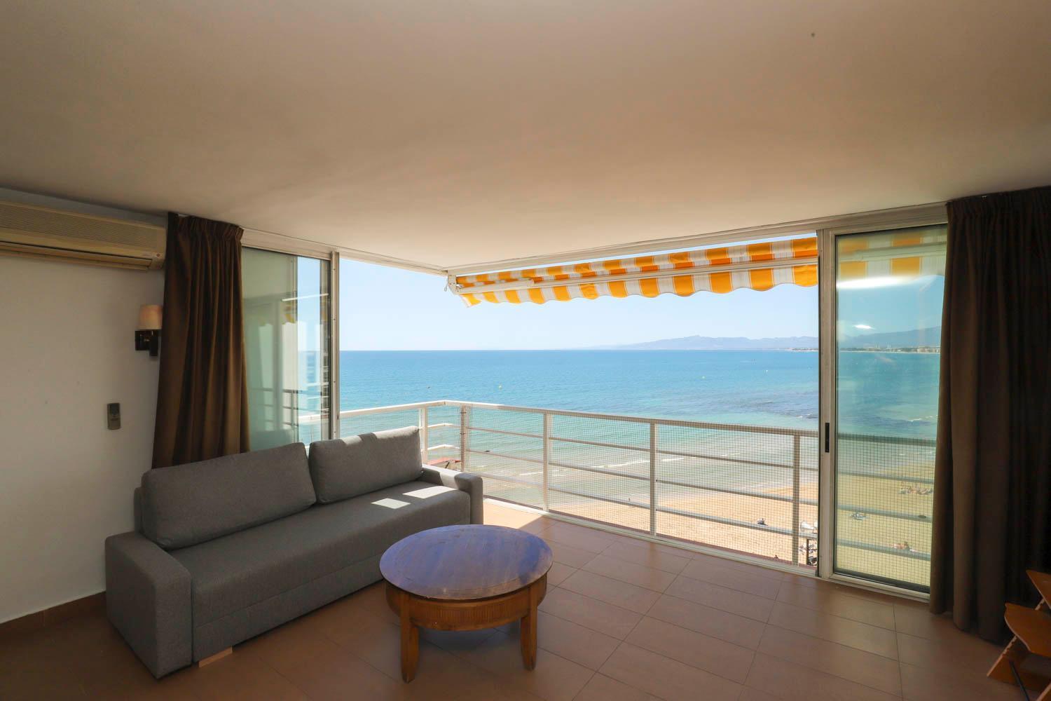 Apartamento Differentflats Rubens Salou Exterior foto