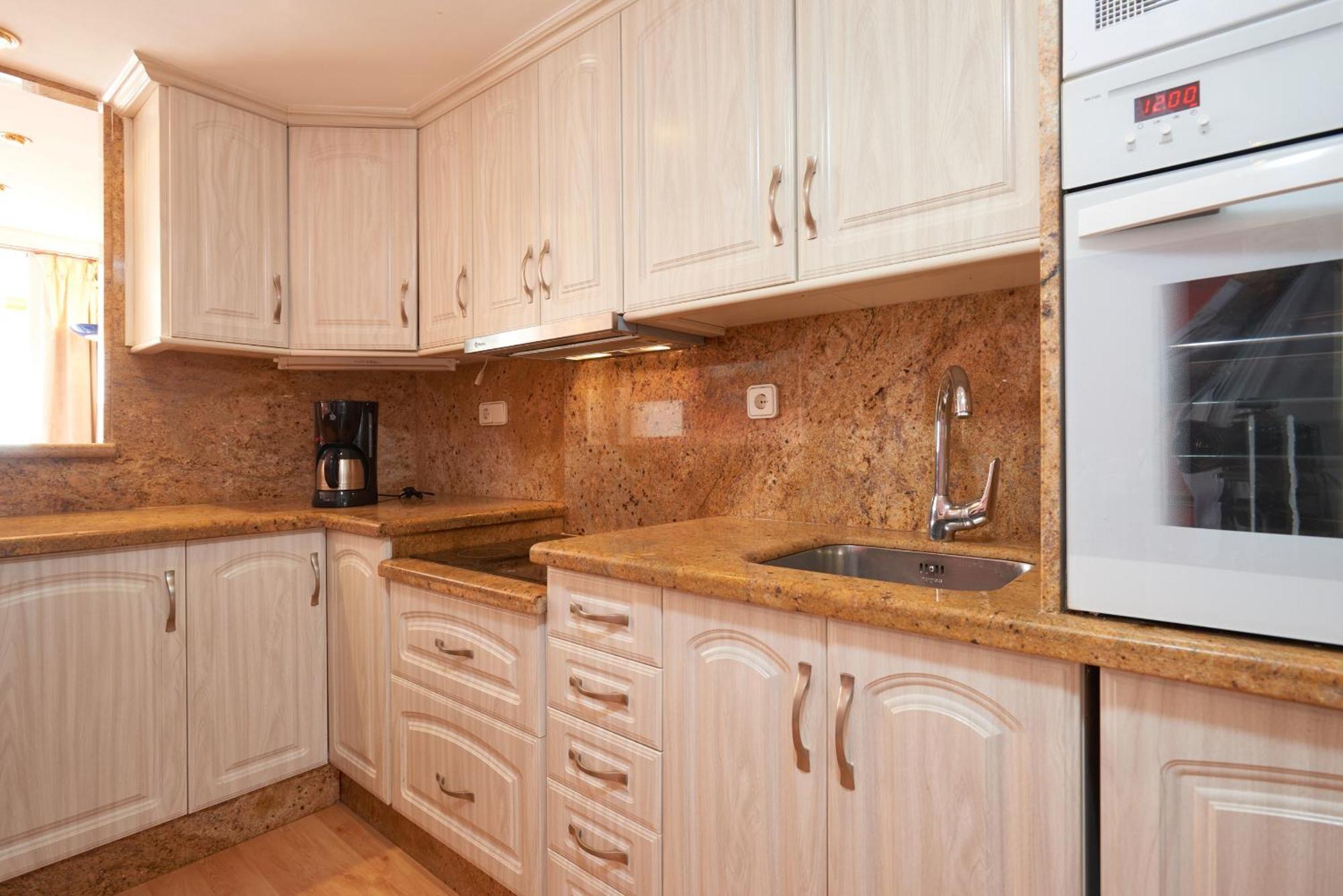 Apartamento Differentflats Rubens Salou Habitación foto