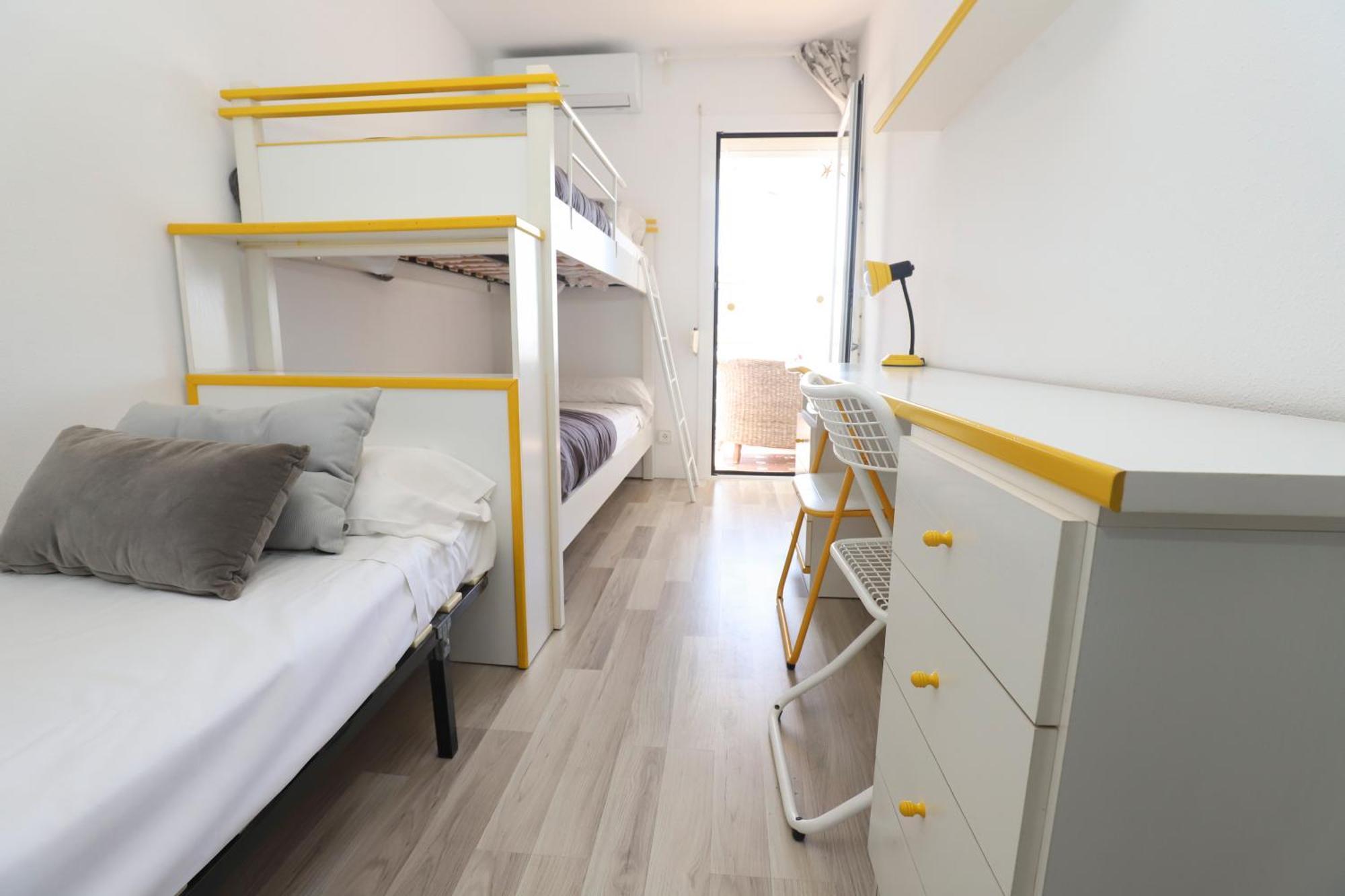 Apartamento Differentflats Rubens Salou Habitación foto