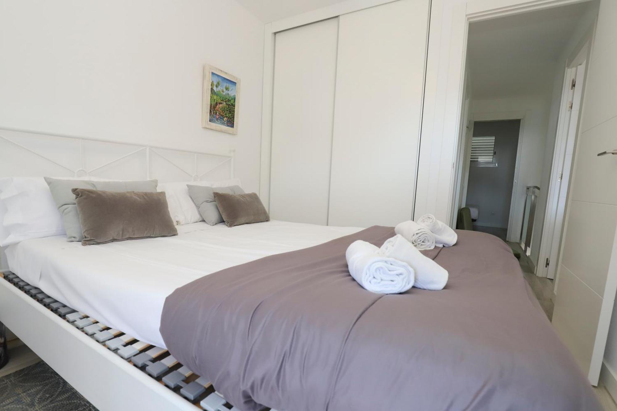 Apartamento Differentflats Rubens Salou Habitación foto