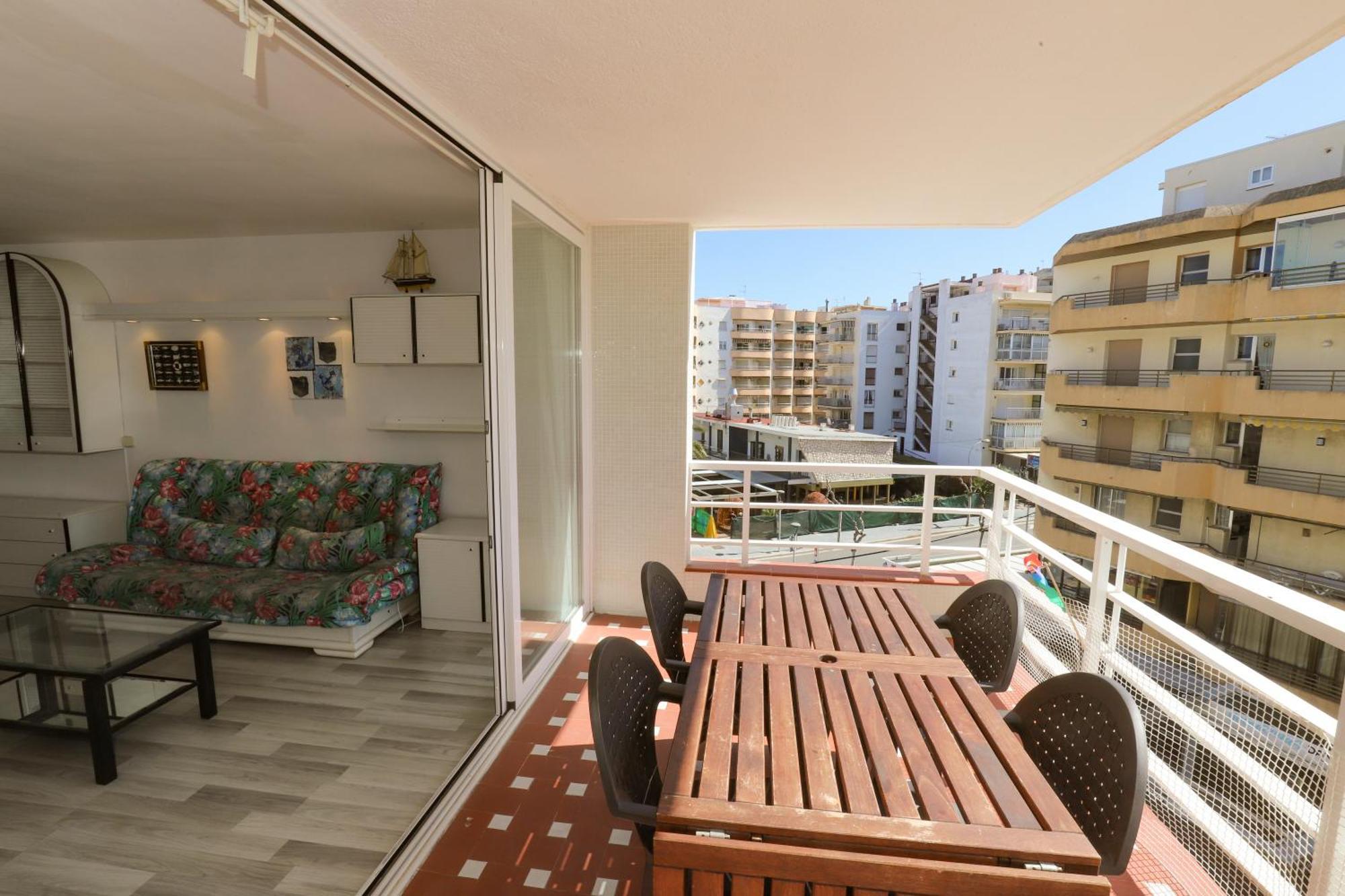 Apartamento Differentflats Rubens Salou Habitación foto